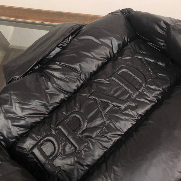 ハイクオリティダウンジャケット全体デザイン